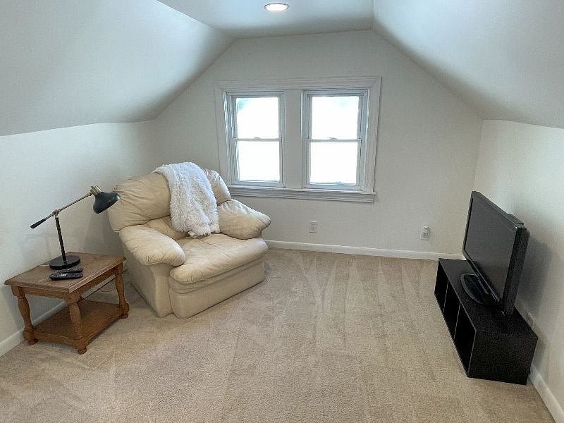 Furnished Finder property 520504_1 photo 12