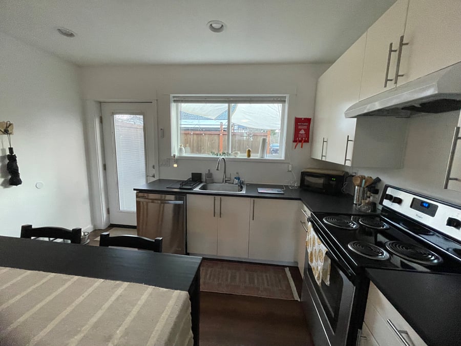 Furnished Finder property 520509_1 photo 4