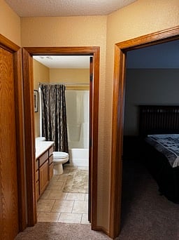 2nd full bath on the top floor