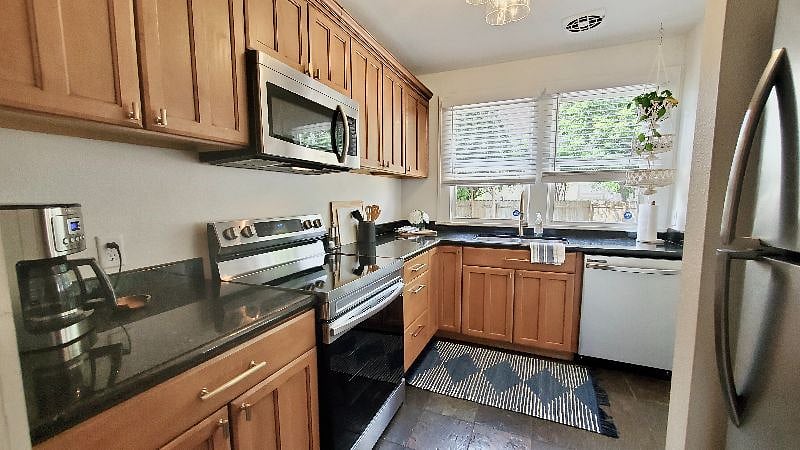 Furnished Finder property 520535_1 photo 8