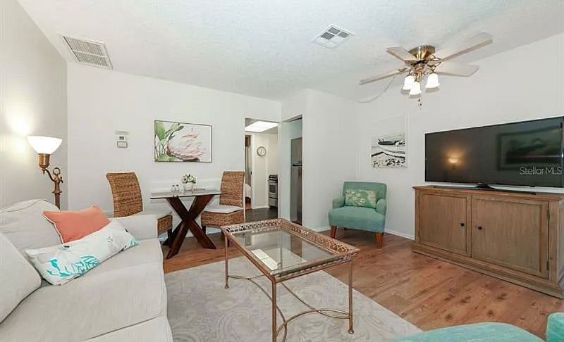 Furnished Finder property 520559_1 photo 4