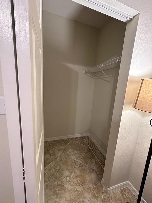 Furnished Finder property 520577_1 photo 6