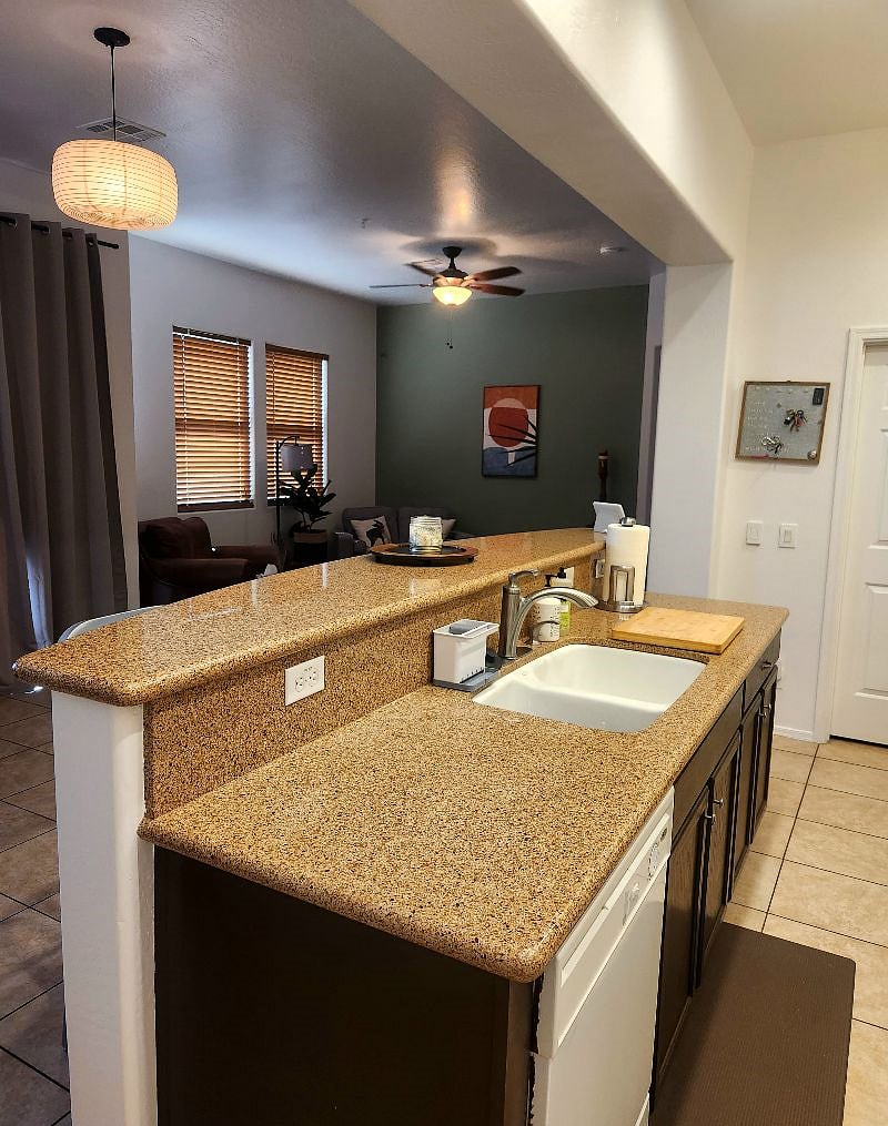Furnished Finder property 520623_1 photo 3