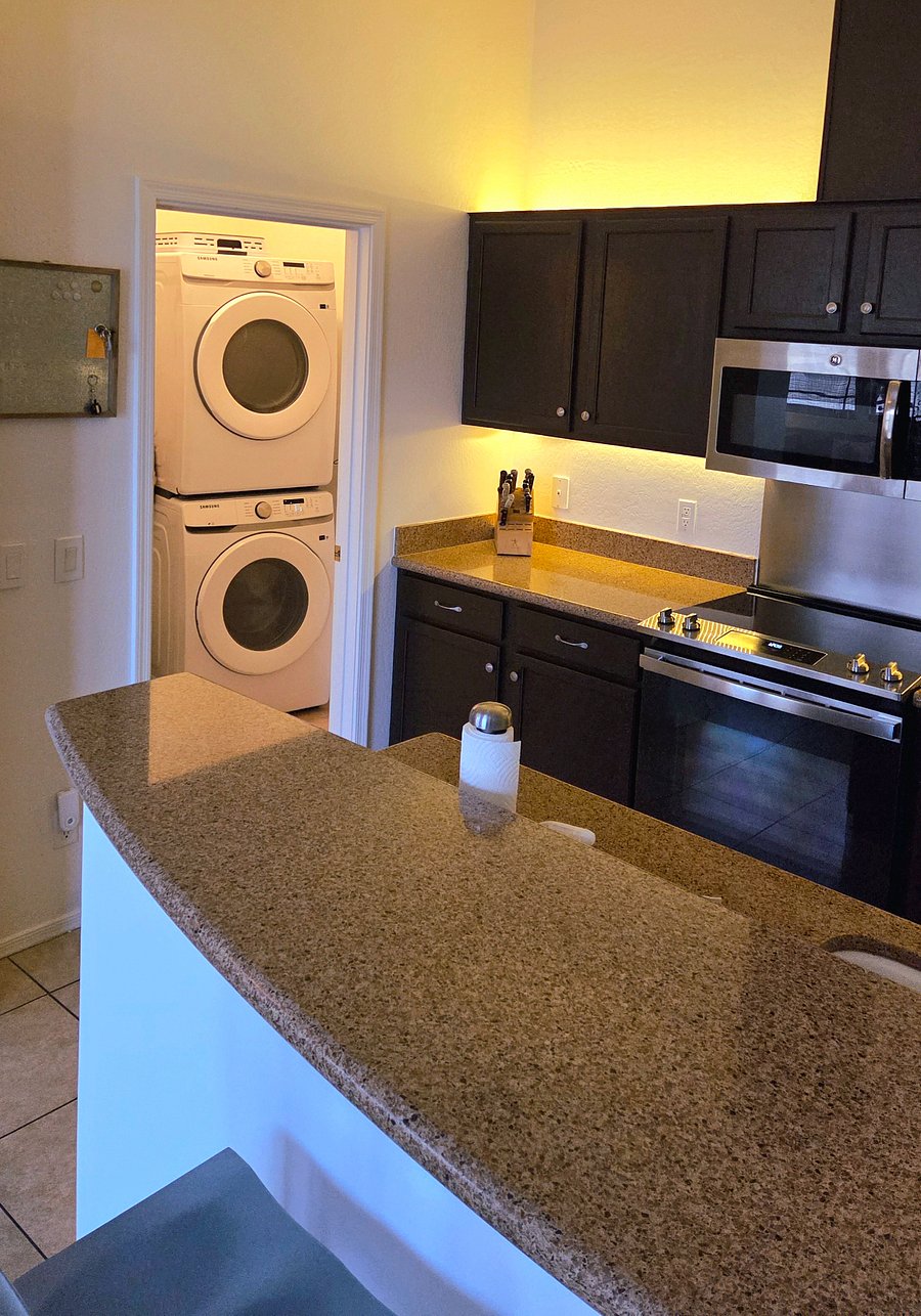 Furnished Finder property 520623_1 photo 4