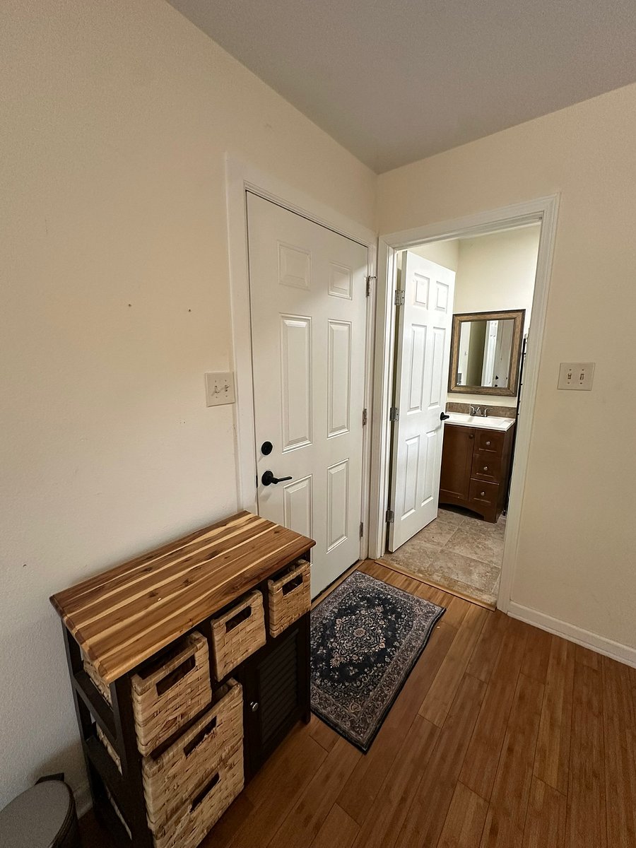 Furnished Finder property 520628_1 photo 13