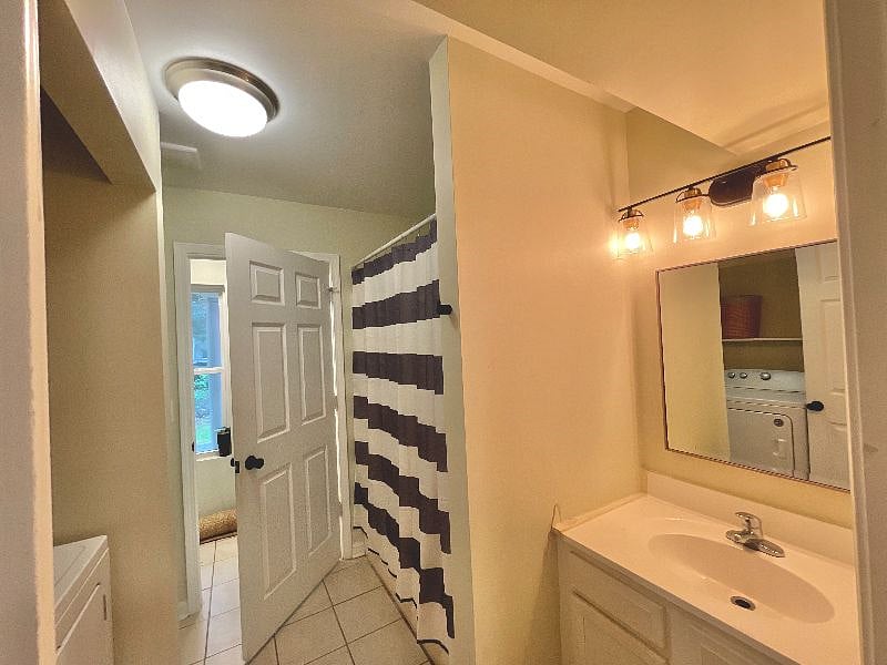 Furnished Finder property 520684_1 photo 8