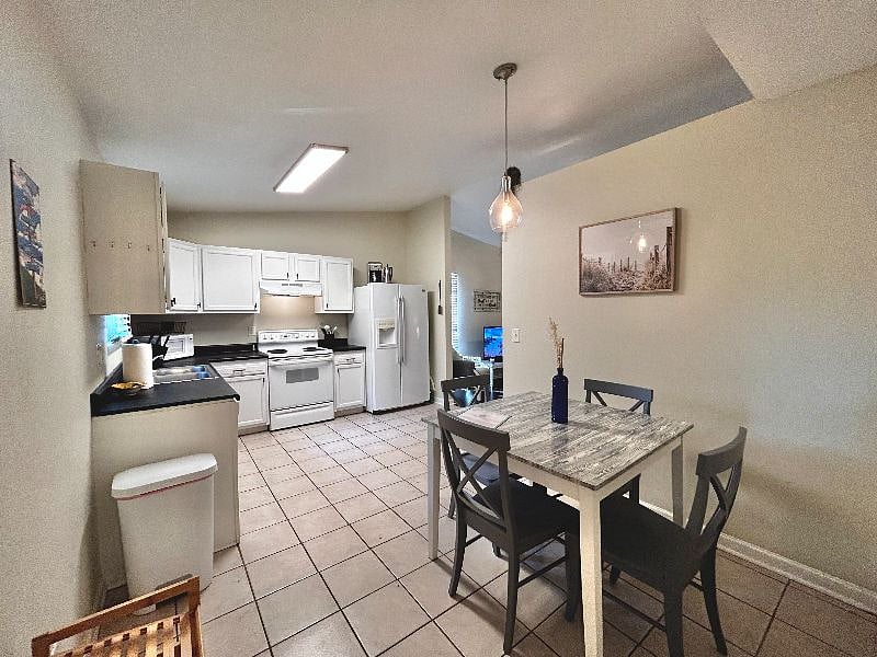 Furnished Finder property 520684_1 photo 11