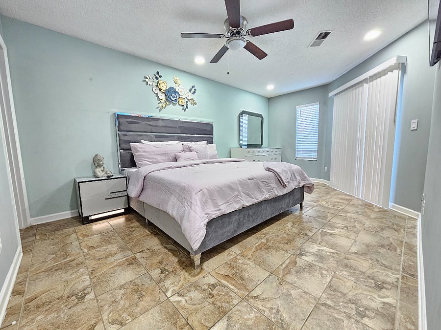 Furnished Finder property 520700_1 photo 9