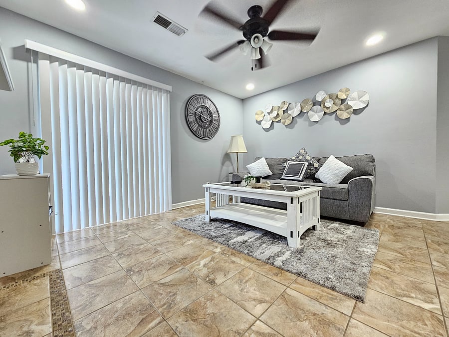 Furnished Finder property 520700_1 photo 38