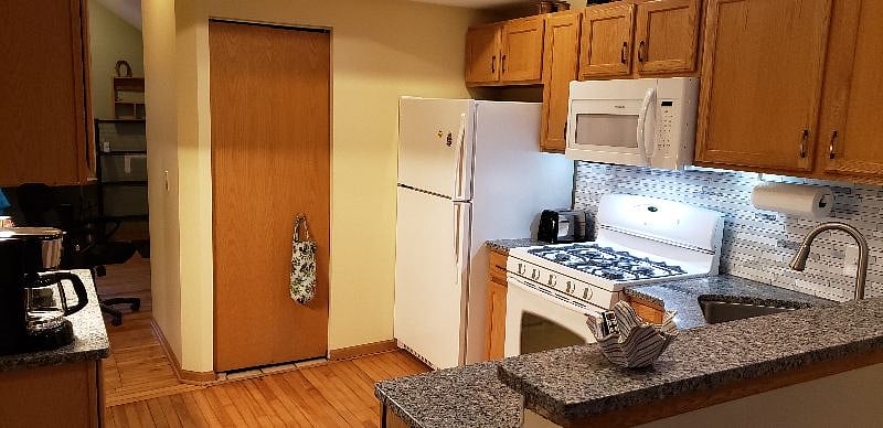 Furnished Finder property 520718_1 photo 14