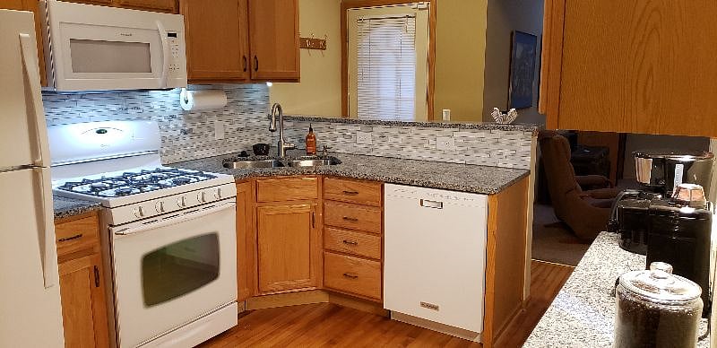 Furnished Finder property 520718_1 photo 13
