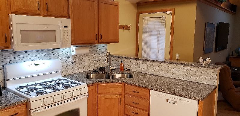 Furnished Finder property 520718_1 photo 16