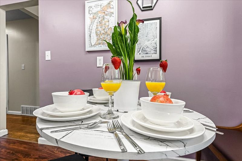 Furnished Finder property 520734_1 photo 10