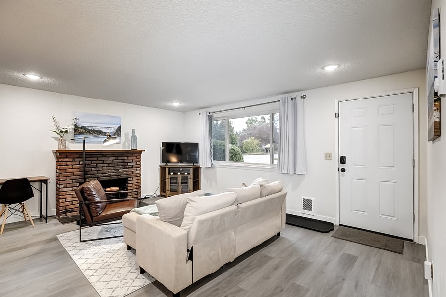 Electirc fireplace, new vinyl winows and new lvp floor