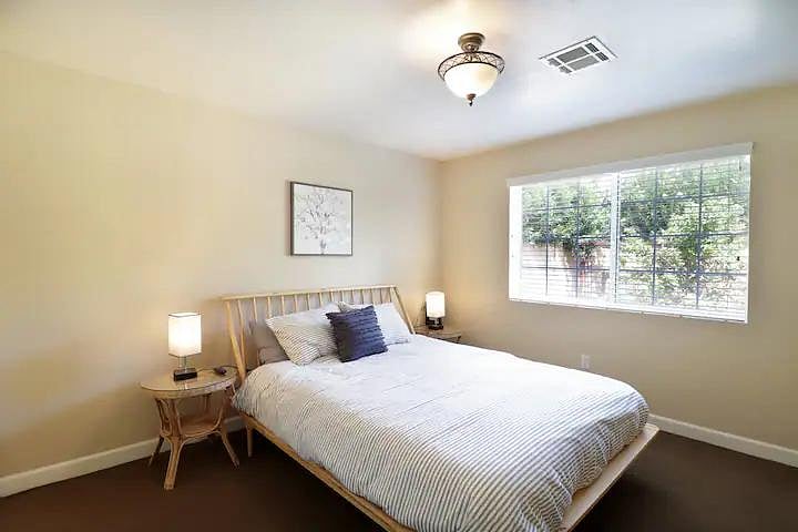 Furnished Finder property 520770_1 photo 8