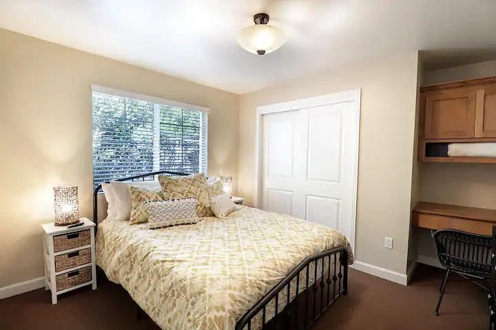 Furnished Finder property 520770_1 photo 11