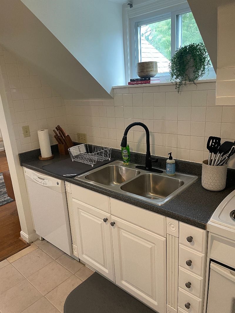 Furnished Finder property 520780_1 photo 10