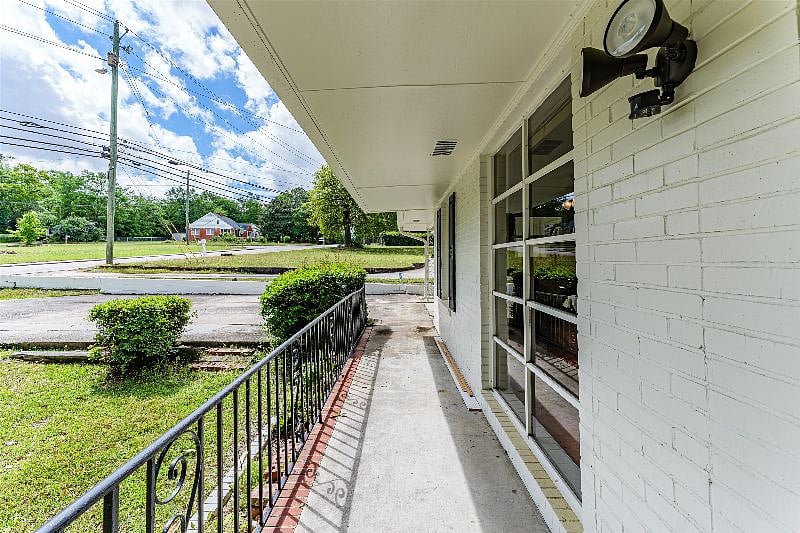 Furnished Finder property 520800_1 photo 6