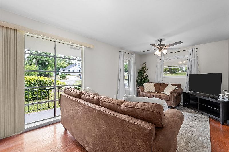 Furnished Finder property 520800_1 photo 11