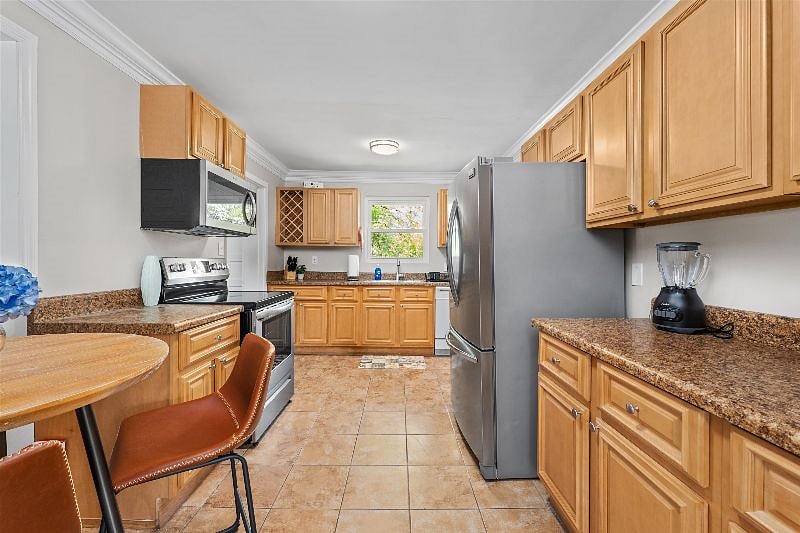 Furnished Finder property 520800_1 photo 14
