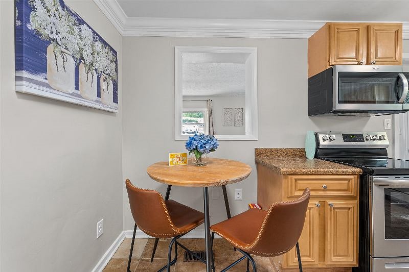Furnished Finder property 520800_1 photo 15