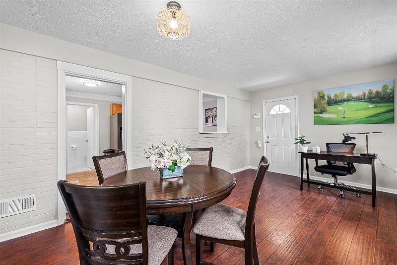 Furnished Finder property 520800_1 photo 20