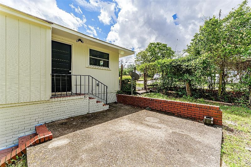 Furnished Finder property 520800_1 photo 45