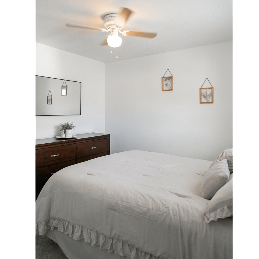 Upstairs bedroom with a Queen sized bed