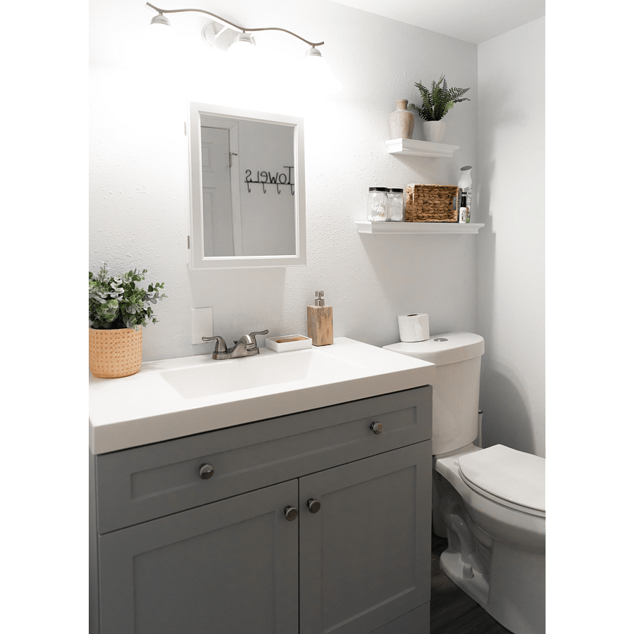 Upstairs bathroom