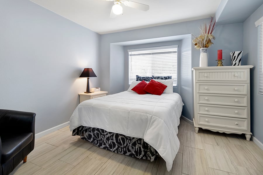 Guest Bedroom 
