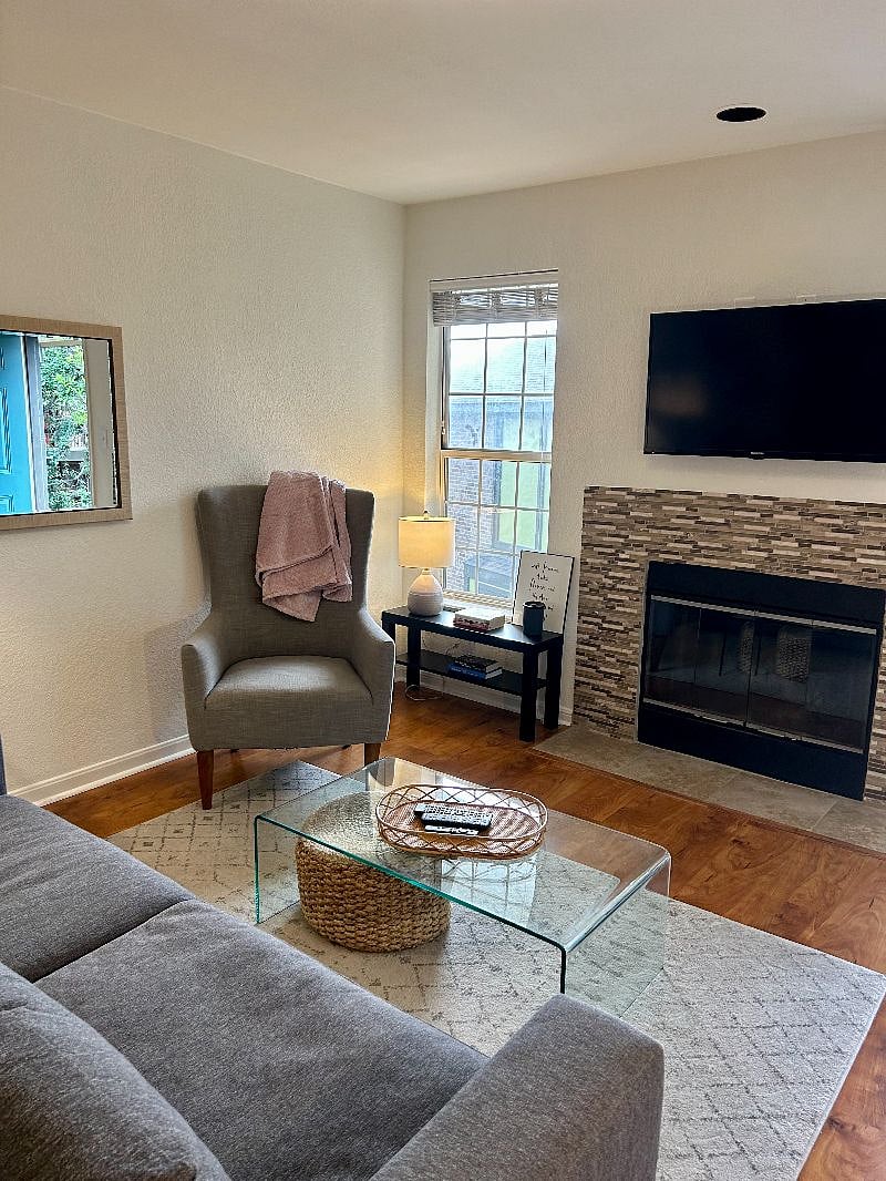 Furnished Finder property 520830_1 photo 10