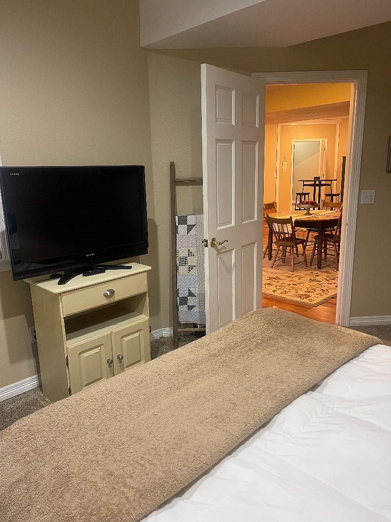 Furnished Finder property 520877_1 photo 7