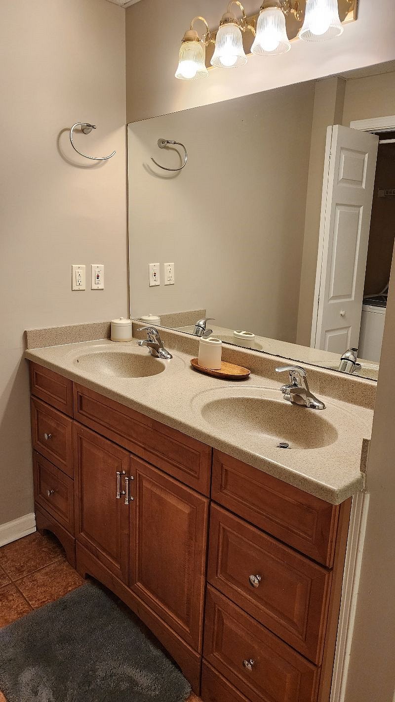 Furnished Finder property 520884_1 photo 14