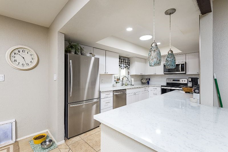 Furnished Finder property 520933_1 photo 16