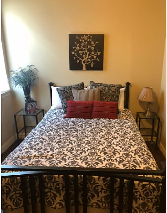 Furnished Finder property 520990_1 photo 11