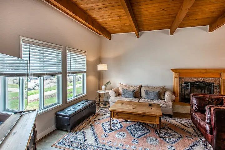 Furnished Finder property 521007_1 photo 3