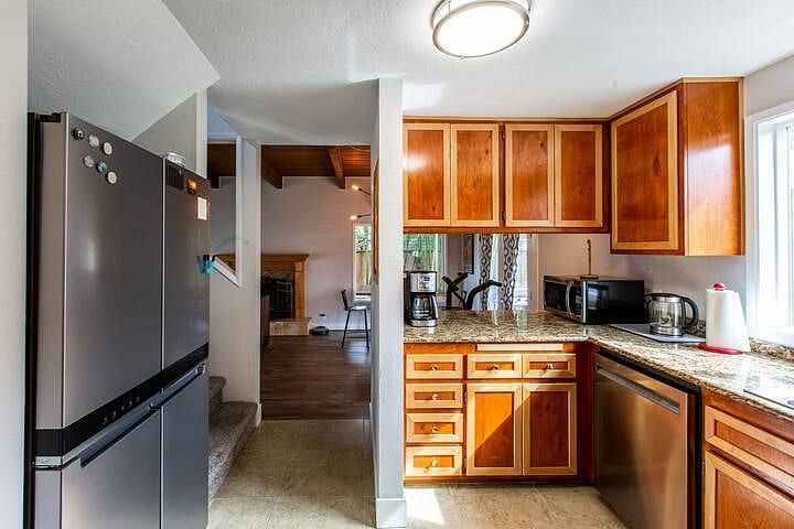 Furnished Finder property 521007_1 photo 7