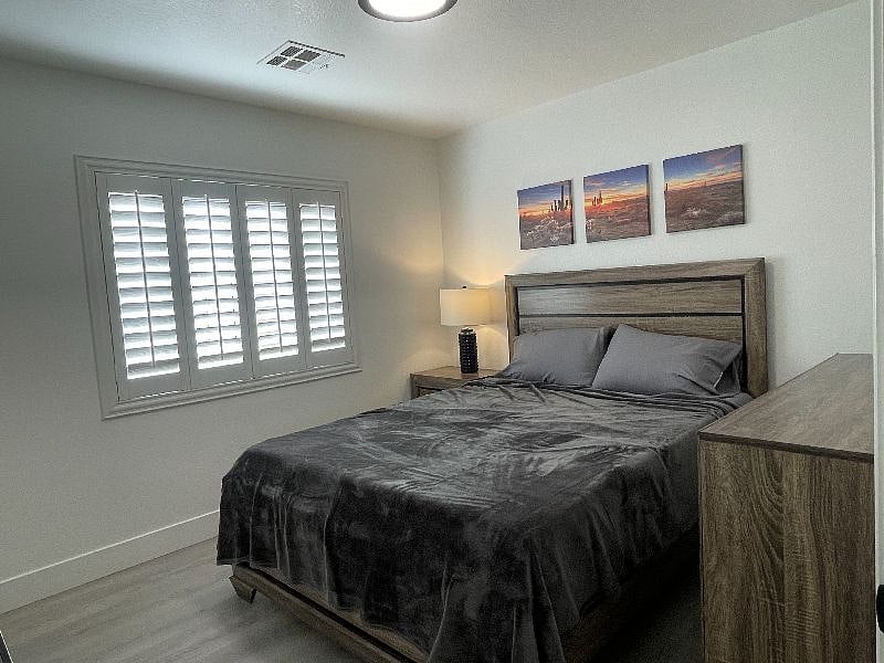 Standard 10'x10' Bedroom w/ Queen. New memory foam mattress is amazing.