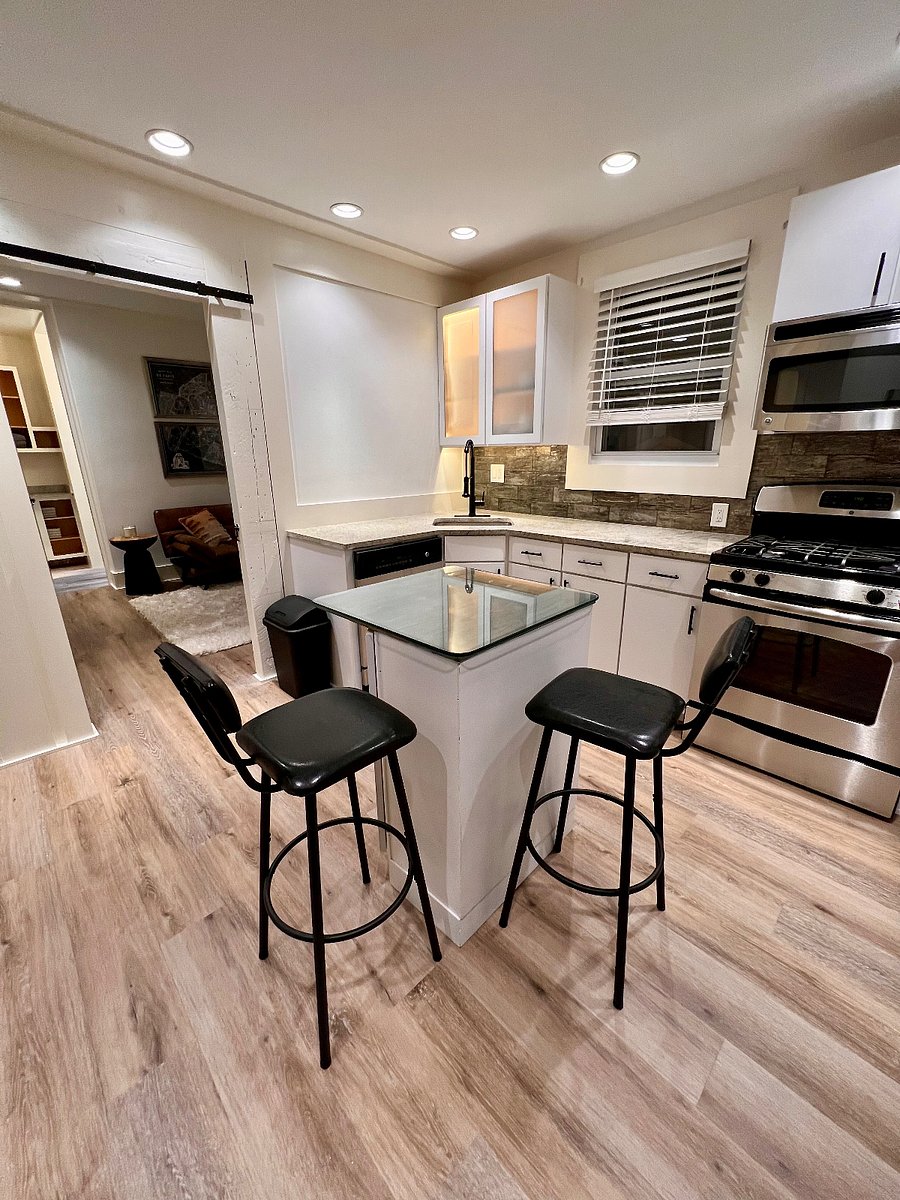 Furnished Finder property 521028_1 photo 8