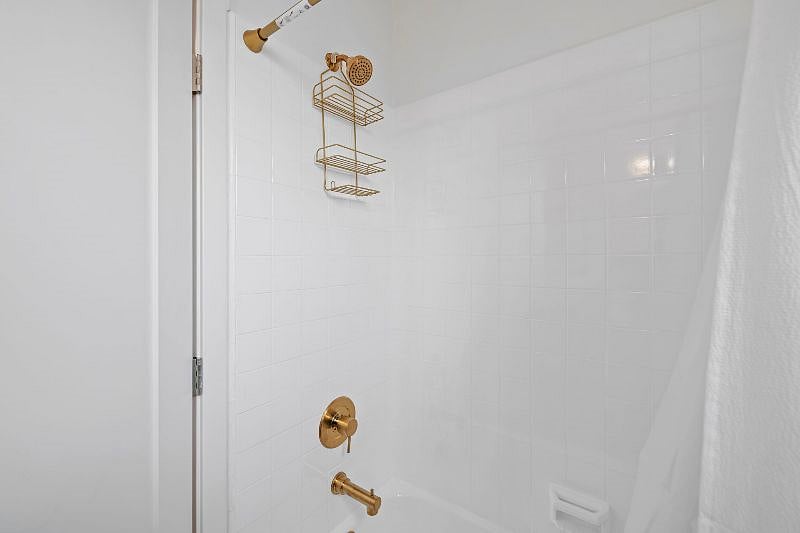 Furnished Finder property 521044_2 photo 12