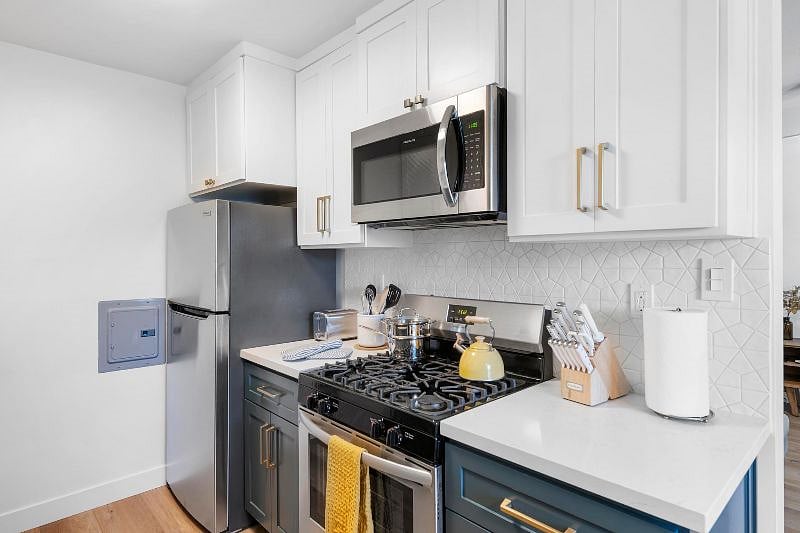 Furnished Finder property 521044_8 photo 9