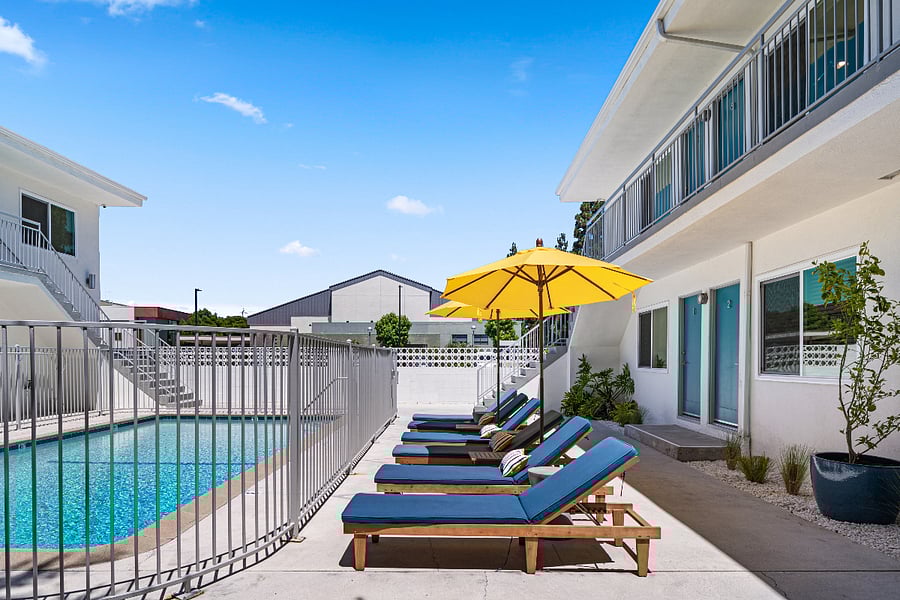 Furnished Finder property 521044_9 photo 14