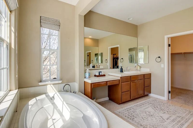 Furnished Finder property 521069_1 photo 12