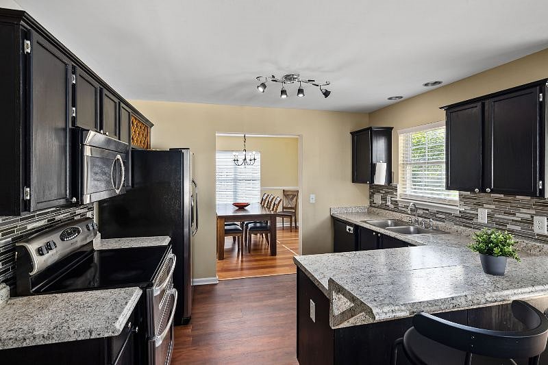 Furnished Finder property 521089_1 photo 7