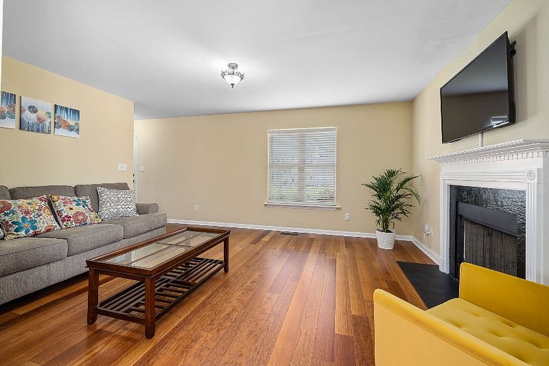 Furnished Finder property 521089_1 photo 16