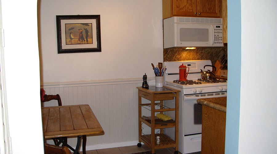 Furnished Finder property 521104_2 photo 5