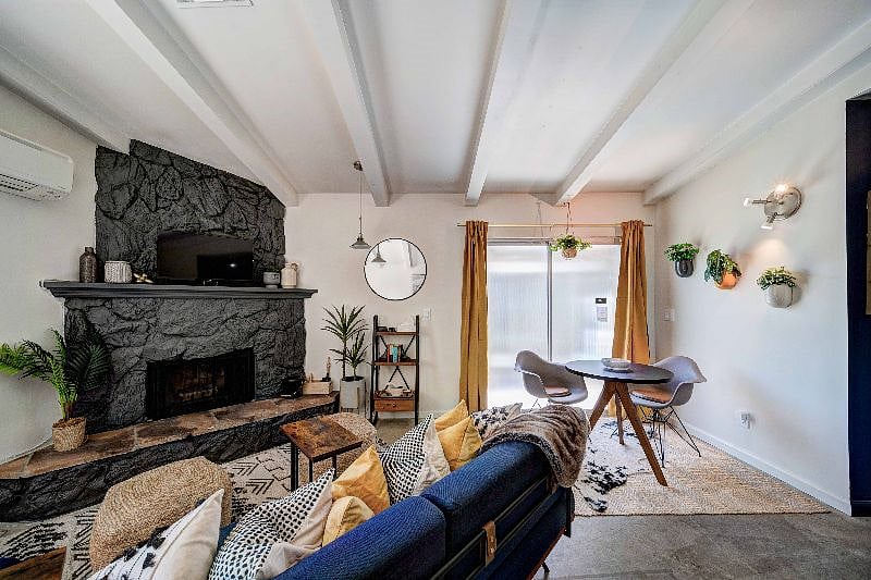 Plenty of light streaming in during your stay and easy to make yourself at home.