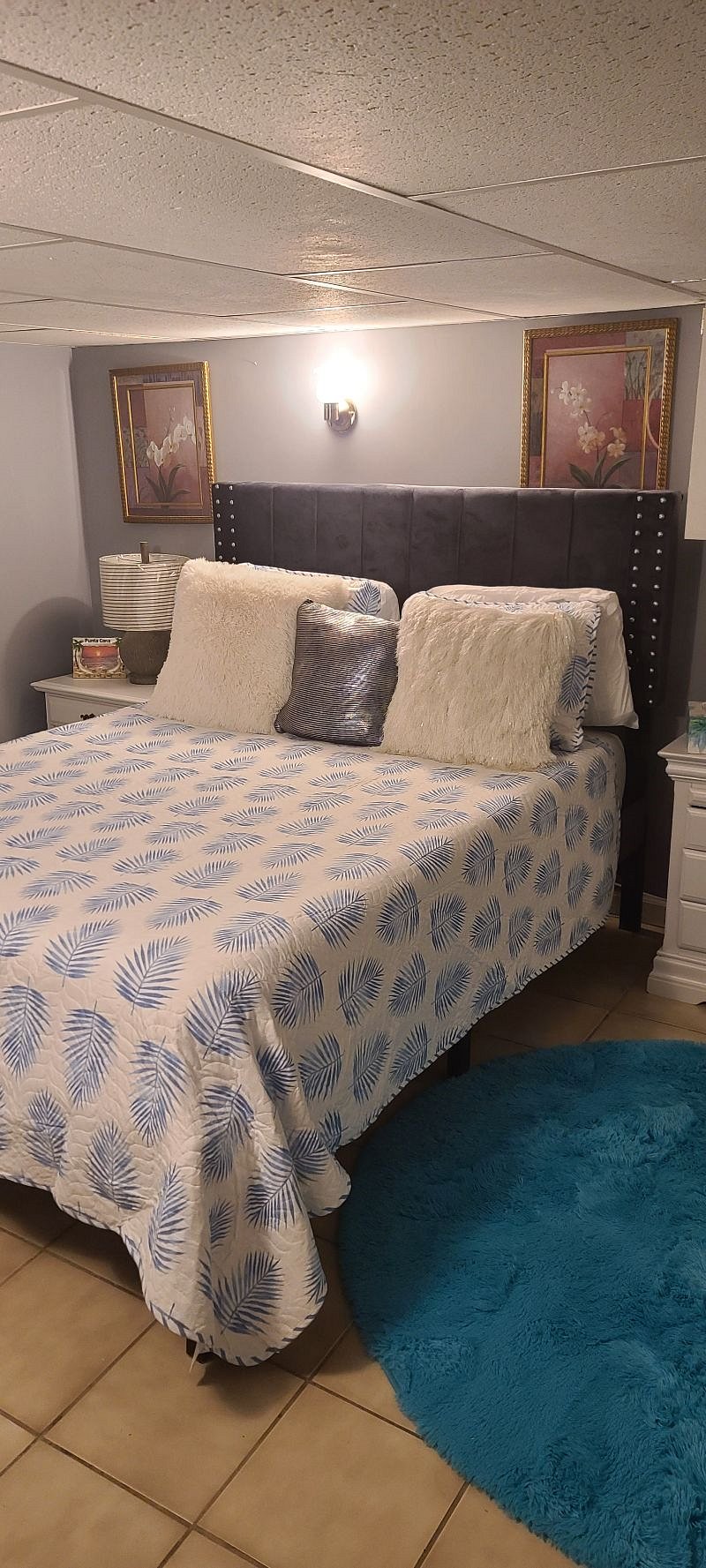  Bed Room 