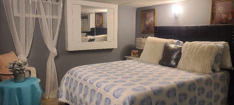 Bed Room