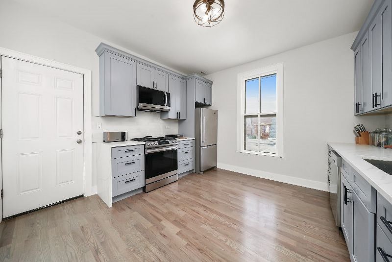 Furnished Finder property 521223_1 photo 3